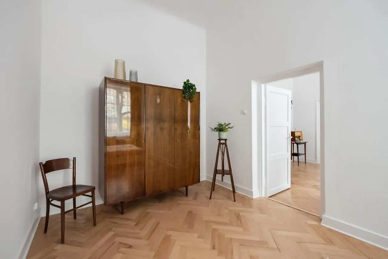 Wilcza Modern Prl Apartment Warsaw Poland