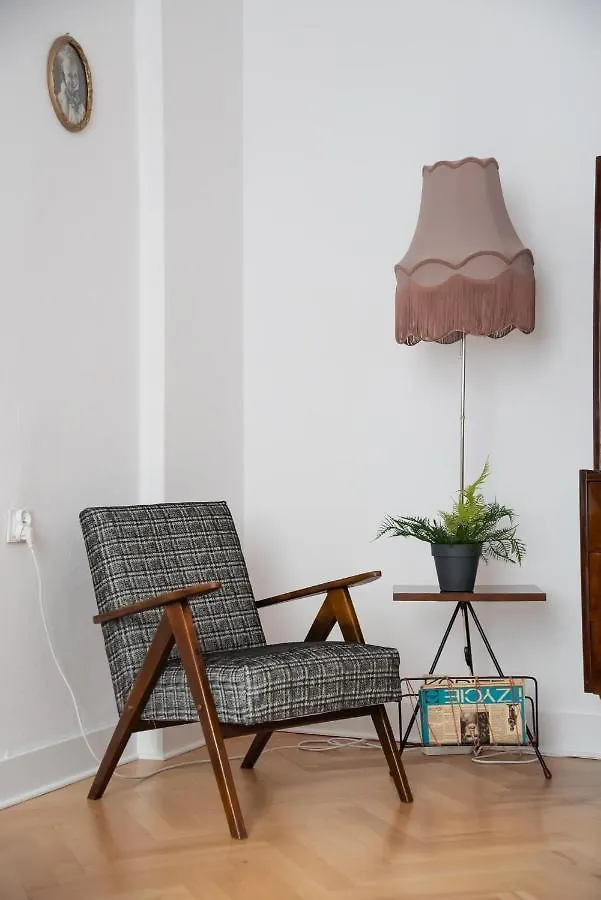 Wilcza Modern Prl Apartment Warsaw