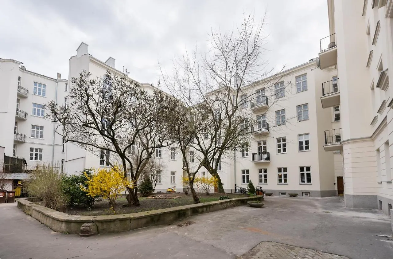 Wilcza Modern Prl Apartment Warsaw