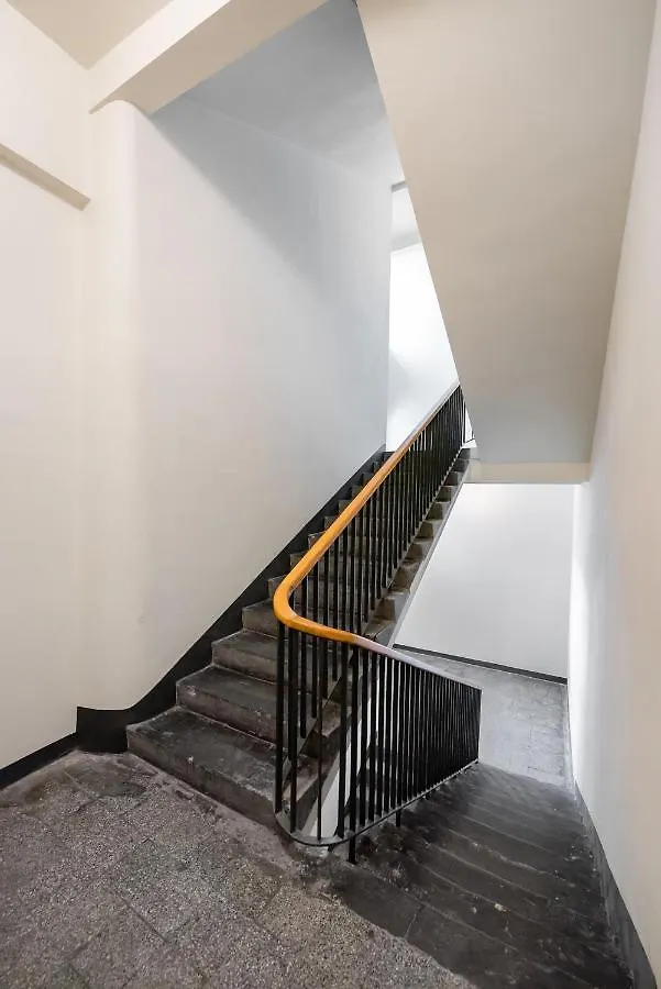 Wilcza Modern Prl Apartment Warsaw