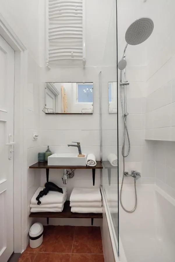 Wilcza Modern Prl Apartment Warsaw Poland